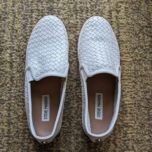 Steve Madden Woven White Loafer Size 8